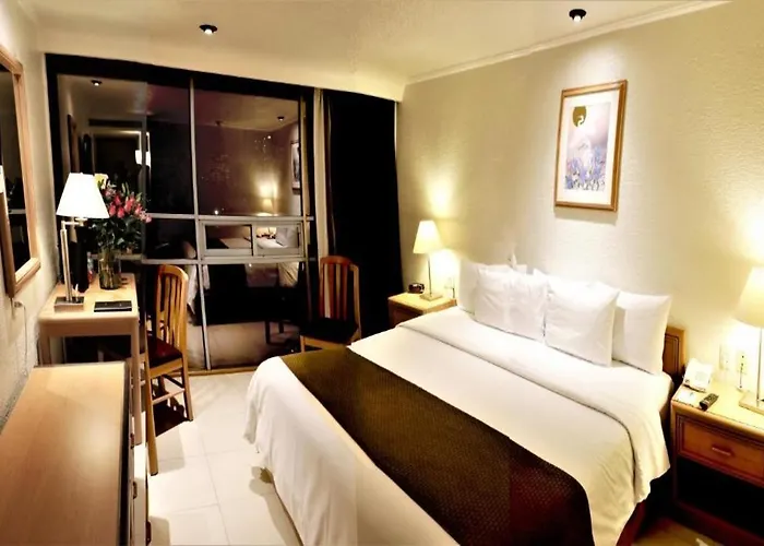 Pf Hotel 4*