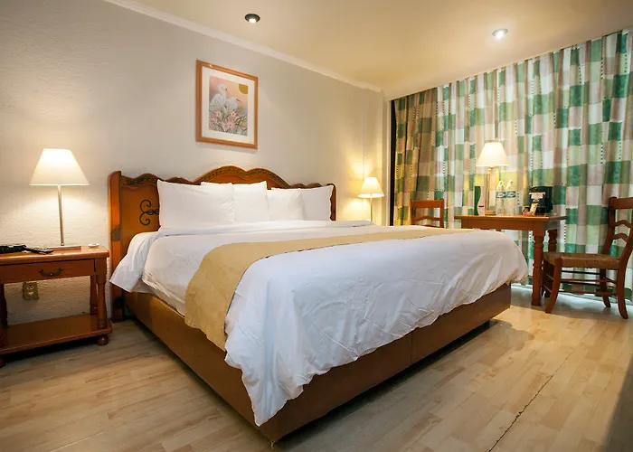 Hotel Pf 4*